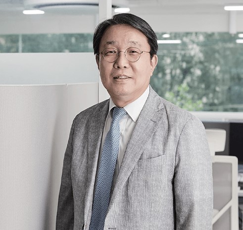 Dr. Lee Woo-Suk
